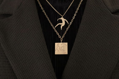 hug-and-hope-necklaces-model