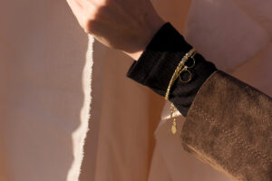 loop and viper bracelets model