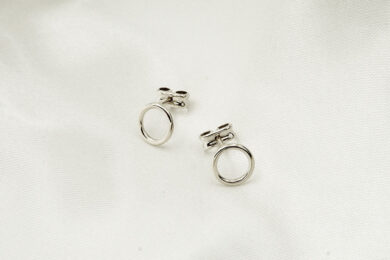 contour-earrings-silver-bodegon