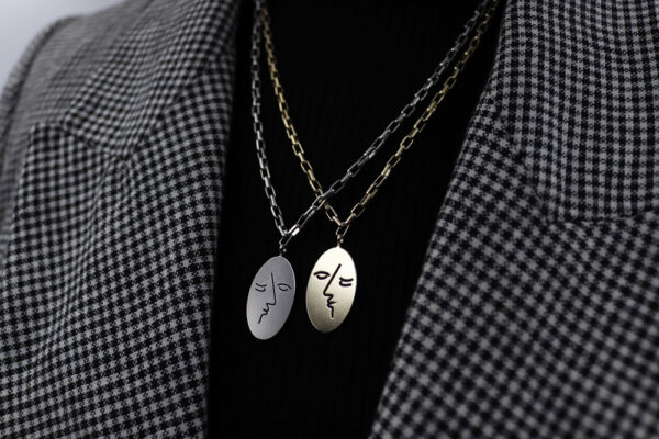 Collar Kiss Plata