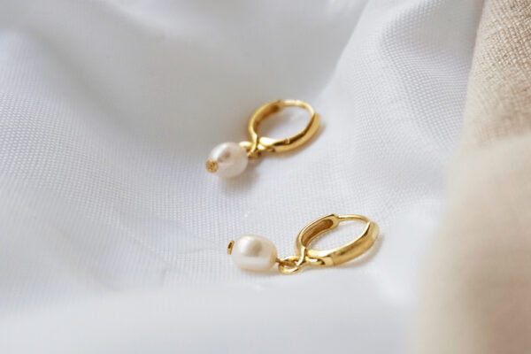 Mar Charm Perle Ohrringe