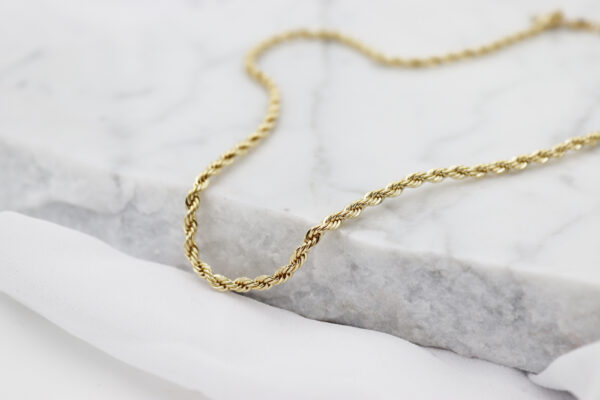 Twister Necklace Gold