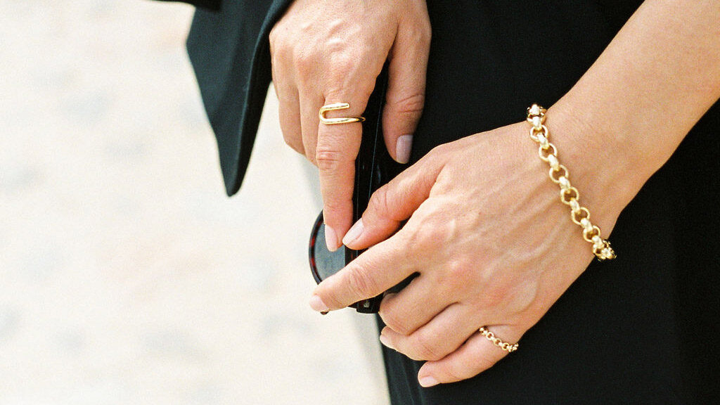 Golden Chunky Chain bracelet premium jewelry selection
