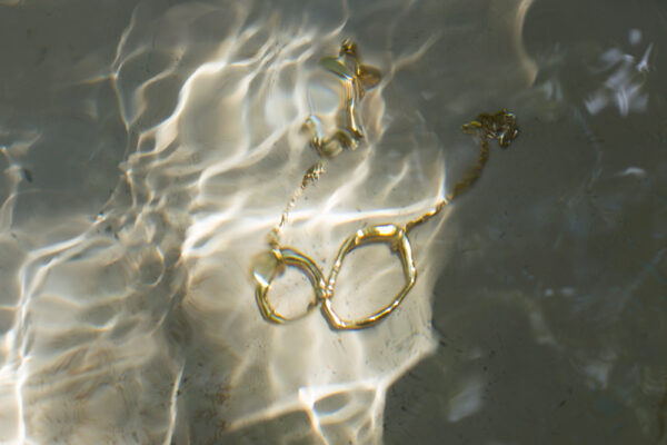 Ribbon Chain Necklace Gold