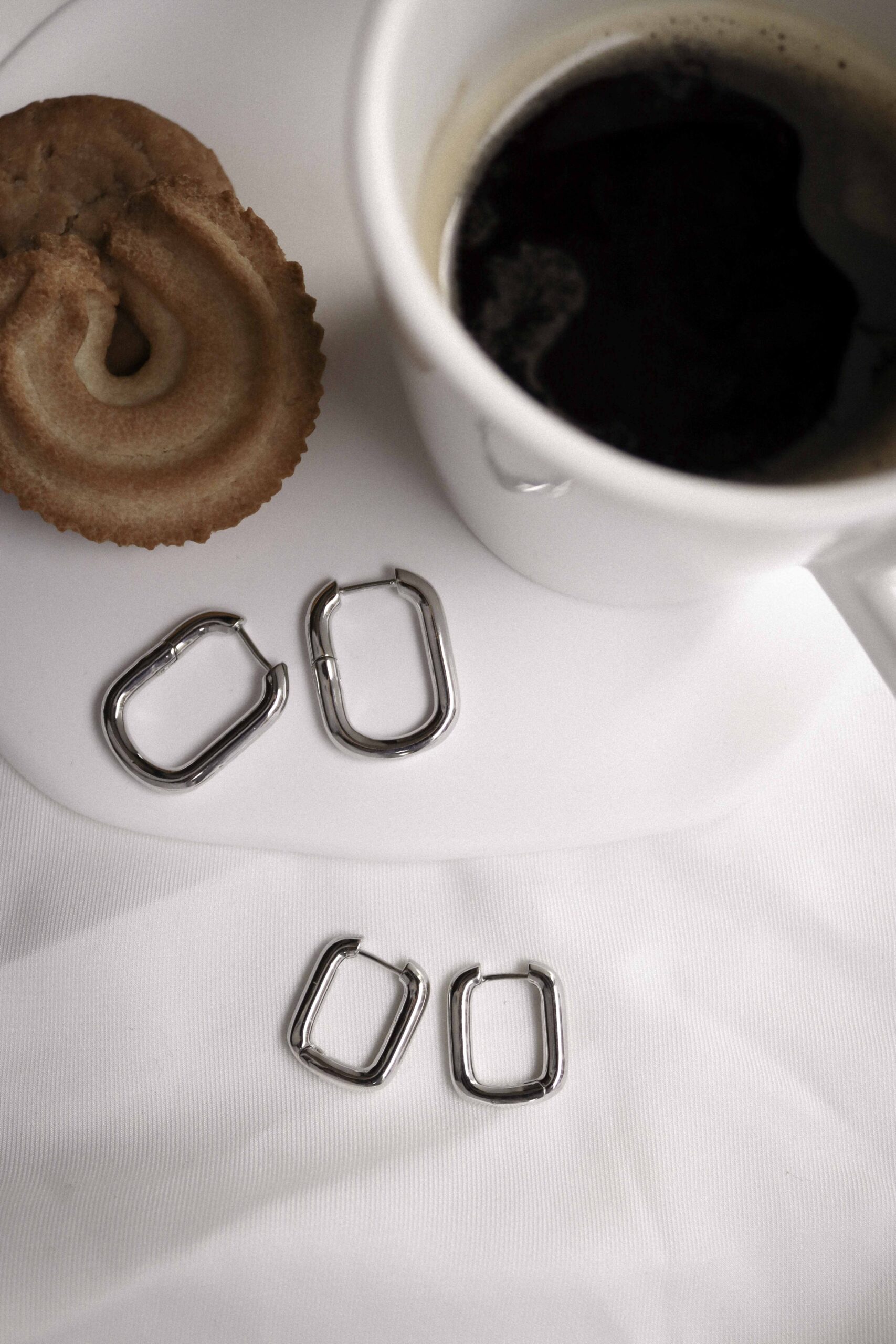 Shikaku Earrings Silver - Image 3