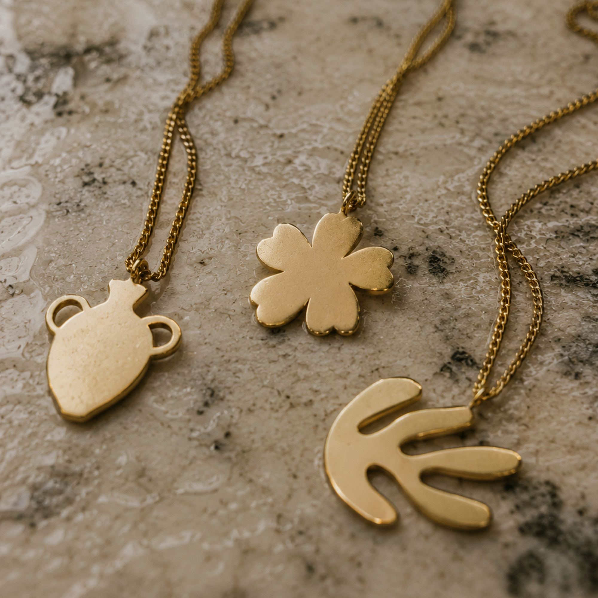 Amphore Necklace Gold - Image 3